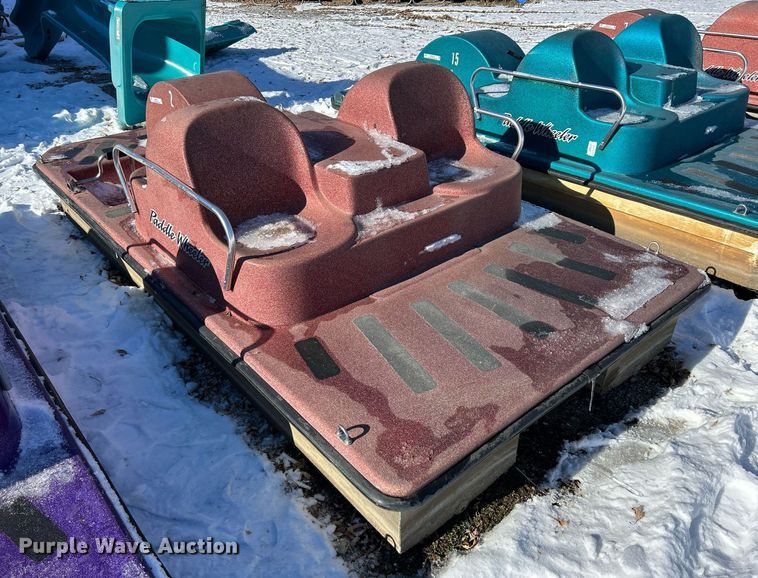 image for item MO9113 Paddle Wheeler  paddle boat