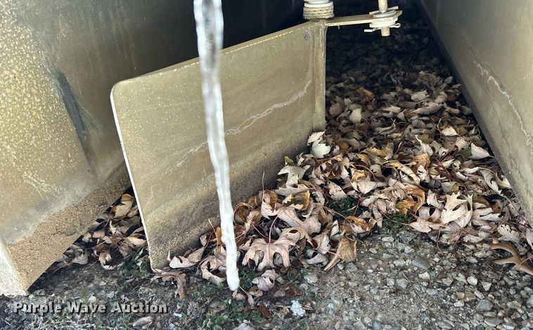 image for item MO9113 Paddle Wheeler  paddle boat