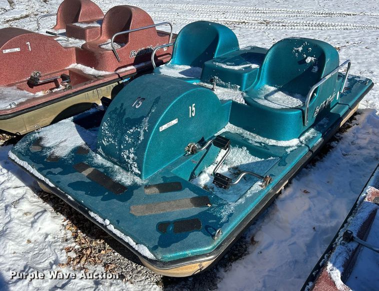 image for item MO9114 Paddle Wheeler  paddle boat