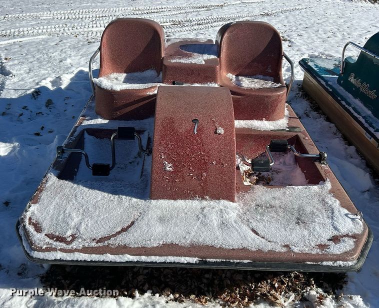 image for item MO9115 Paddle Wheeler  paddle boat