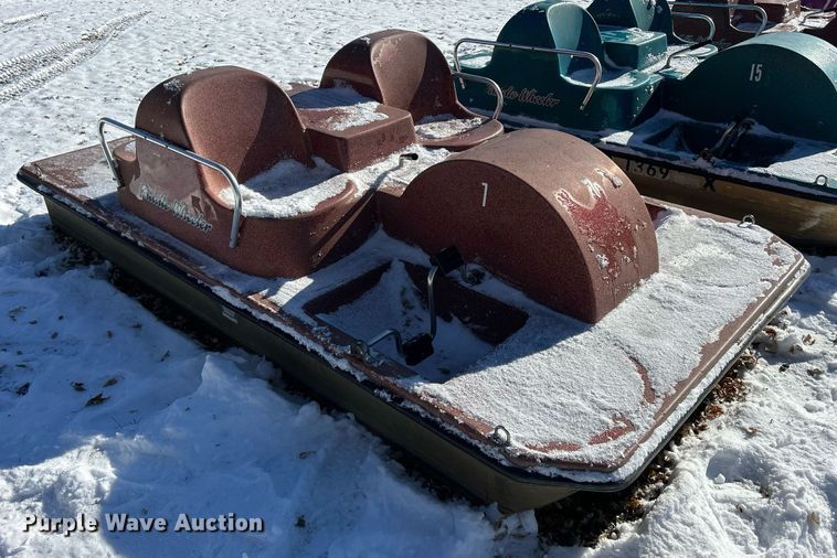 image for item MO9115 Paddle Wheeler  paddle boat