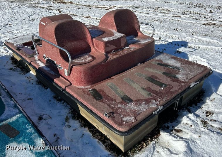 image for item MO9115 Paddle Wheeler  paddle boat
