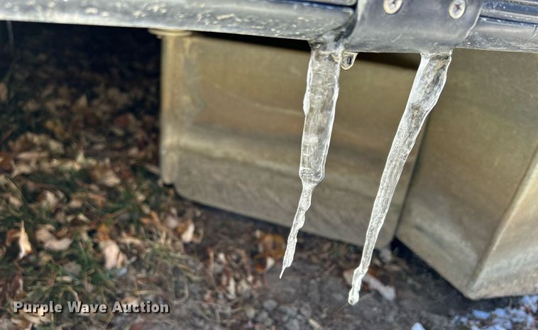 image for item MO9115 Paddle Wheeler  paddle boat