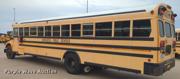 image for item MX9439 2006 Blue Bird Vision  school bus