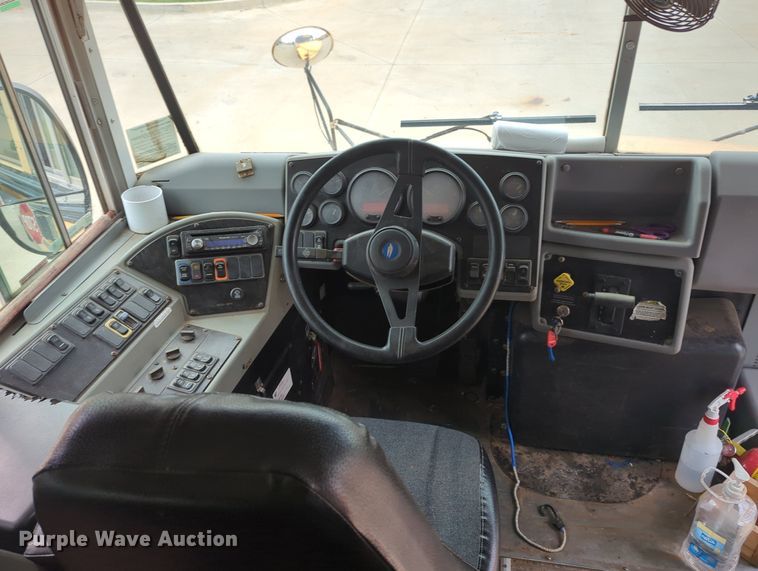 image for item MX9439 2006 Blue Bird Vision  school bus