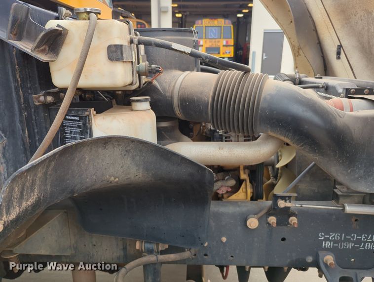 image for item MX9439 2006 Blue Bird Vision  school bus