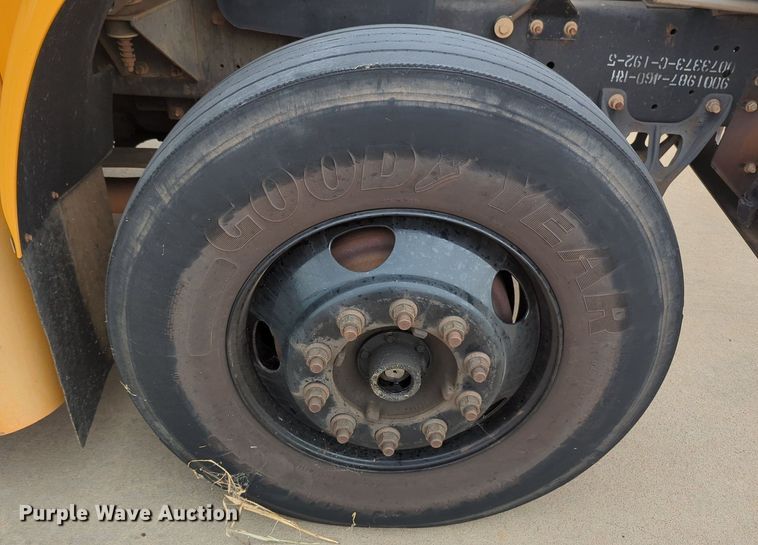 image for item MX9439 2006 Blue Bird Vision  school bus