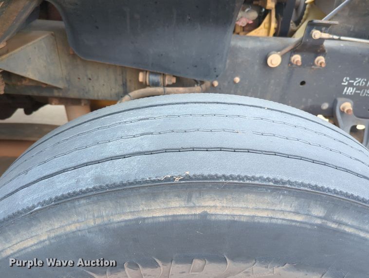 image for item MX9439 2006 Blue Bird Vision  school bus