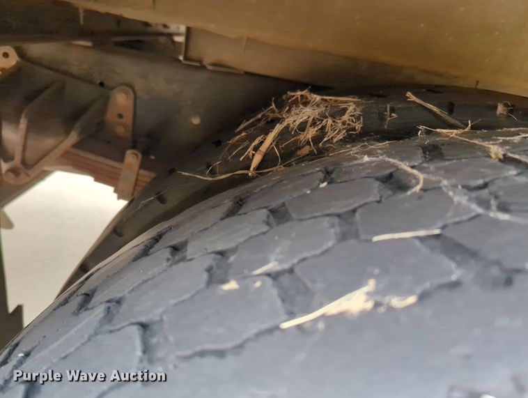 image for item MX9439 2006 Blue Bird Vision  school bus