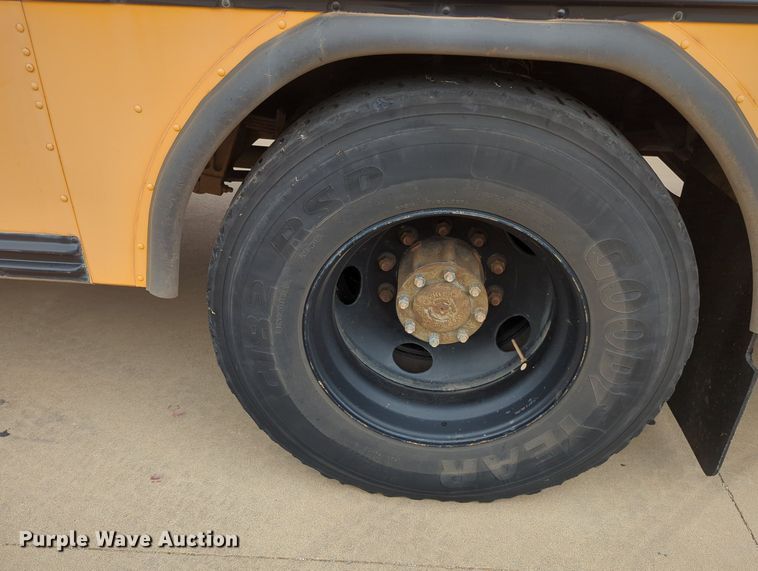 image for item MX9439 2006 Blue Bird Vision  school bus