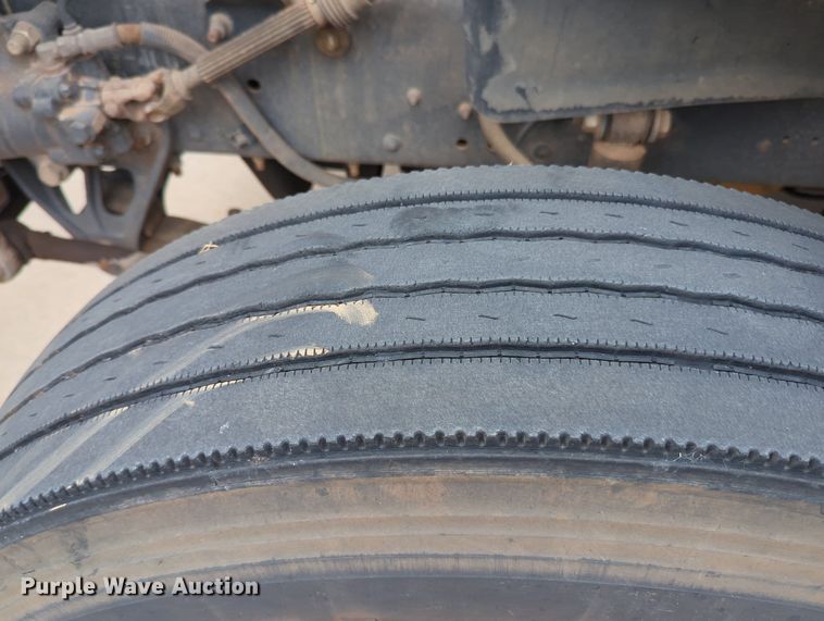 image for item MX9439 2006 Blue Bird Vision  school bus