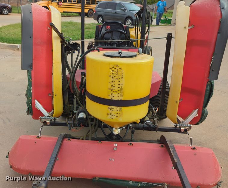 image for item MX9442 Steiner 230  turf sprayer