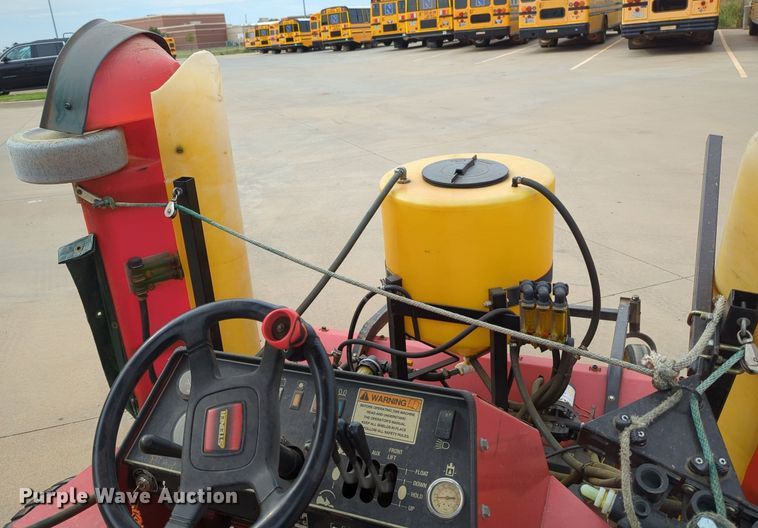 image for item MX9442 Steiner 230  turf sprayer