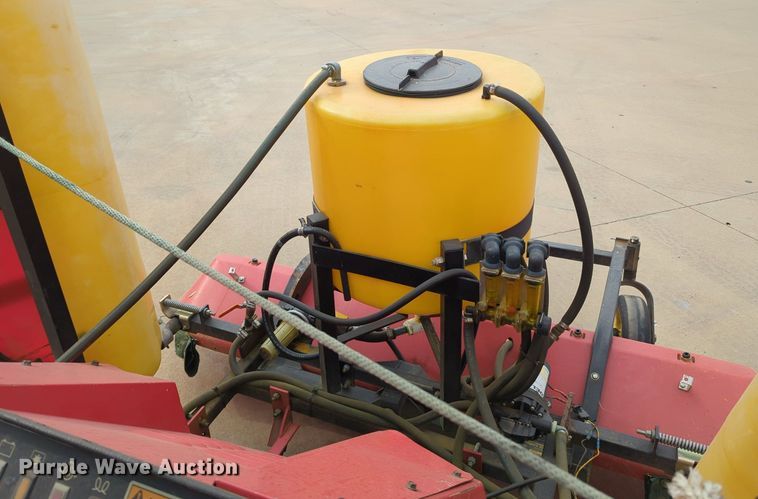 image for item MX9442 Steiner 230  turf sprayer