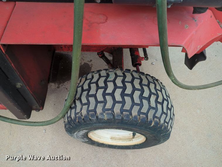 image for item MX9442 Steiner 230  turf sprayer