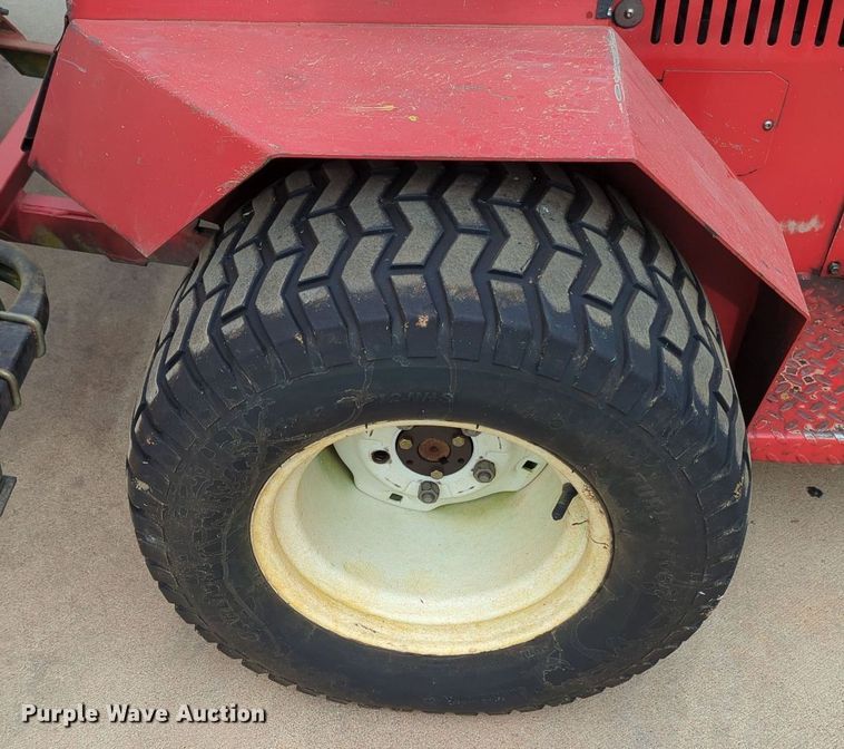 image for item MX9442 Steiner 230  turf sprayer