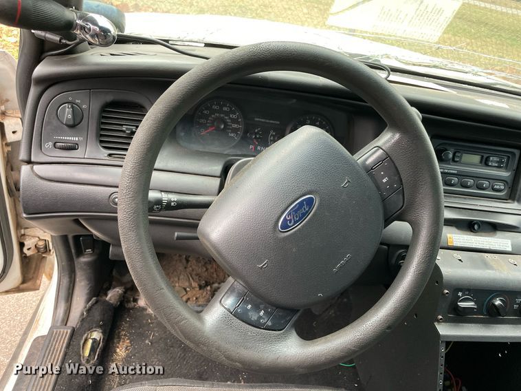 image for item NA9699 2011 Ford Crown Victoria Police Interceptor