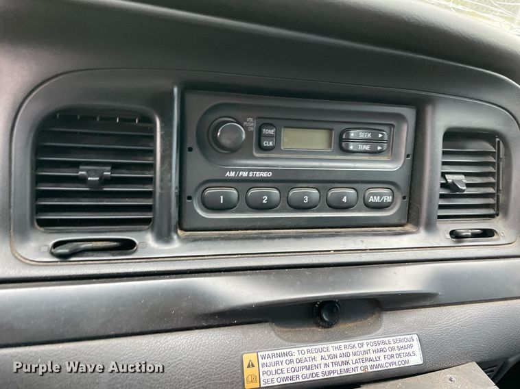 image for item NA9699 2011 Ford Crown Victoria Police Interceptor