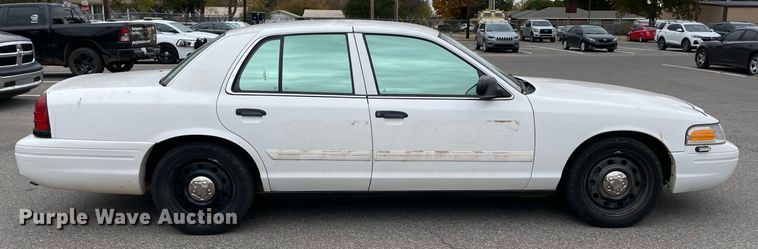 image for item NA9700 2010 Ford Crown Victoria Police Interceptor