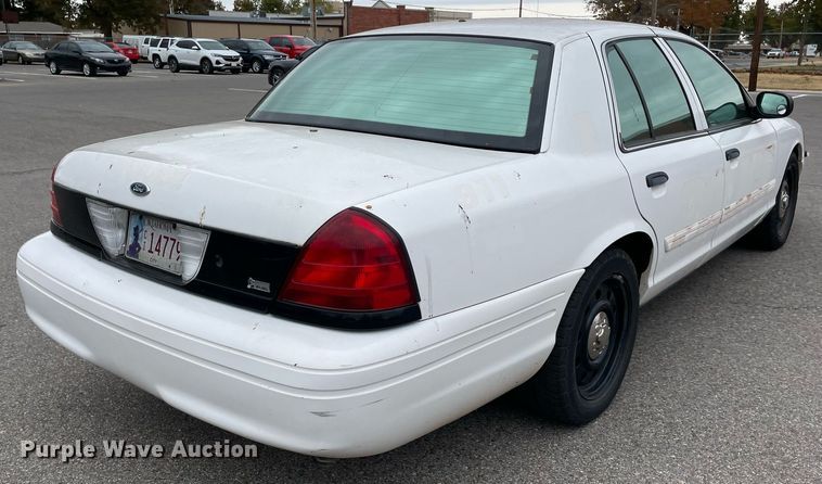 image for item NA9700 2010 Ford Crown Victoria Police Interceptor