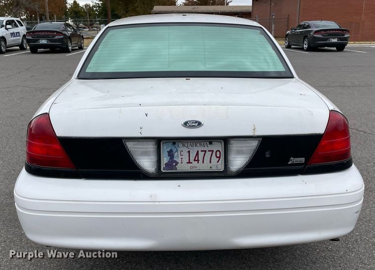 image for item NA9700 2010 Ford Crown Victoria Police Interceptor