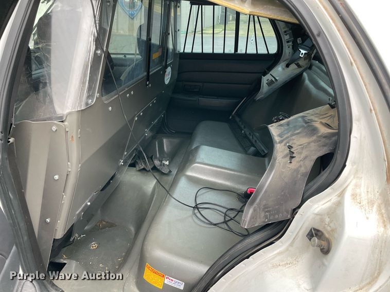 image for item NA9700 2010 Ford Crown Victoria Police Interceptor