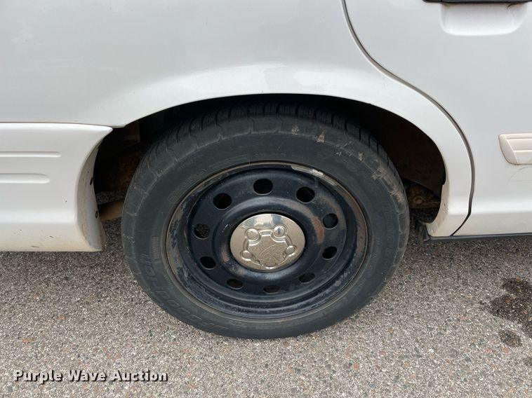 image for item NA9700 2010 Ford Crown Victoria Police Interceptor