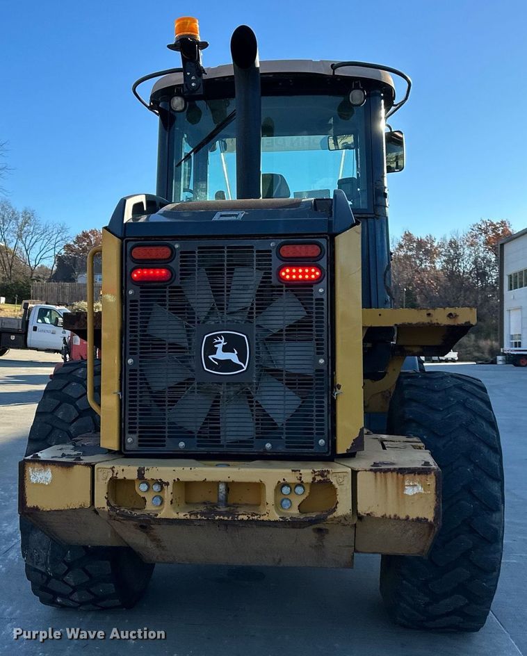 image for item NL9175 2013 John Deere 444K  wheel loader