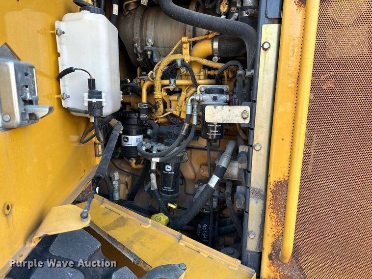 image for item NL9175 2013 John Deere 444K  wheel loader