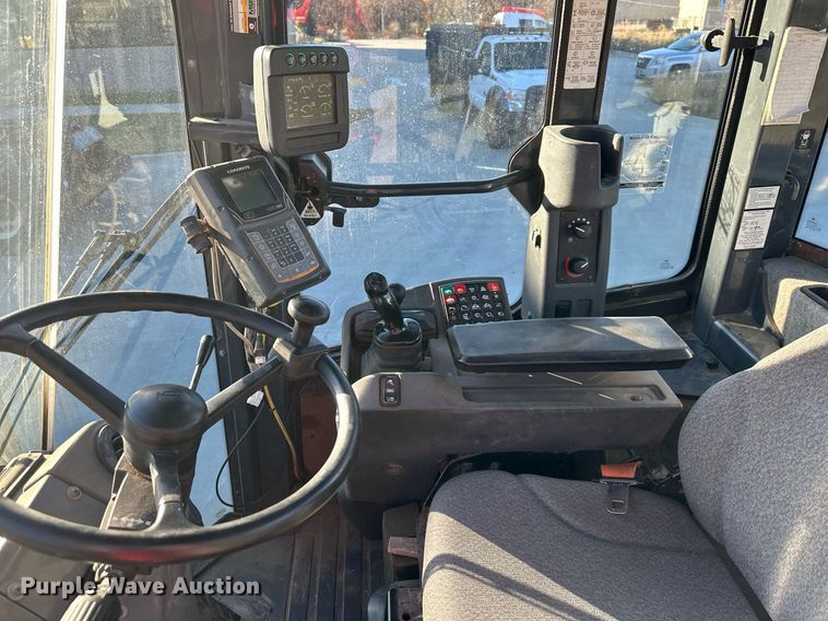 image for item NL9175 2013 John Deere 444K  wheel loader