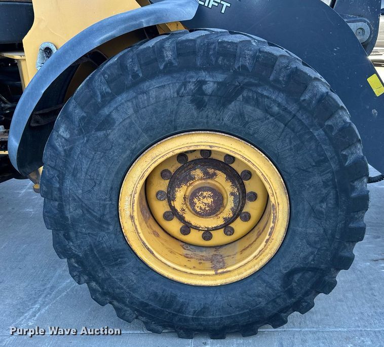 image for item NL9175 2013 John Deere 444K  wheel loader