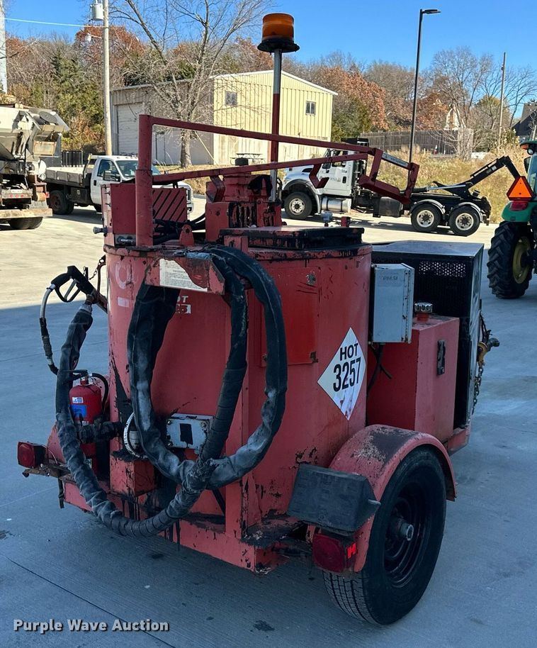 image for item NL9176 2002 Crafco SS125  melter applicator