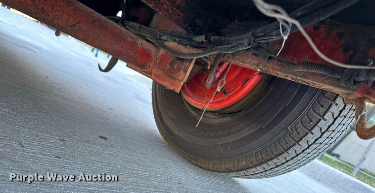 image for item NL9176 2002 Crafco SS125  melter applicator