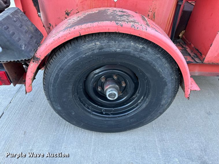 image for item NL9176 2002 Crafco SS125  melter applicator