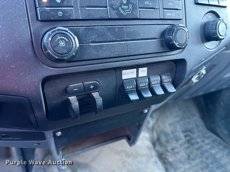 image for item NL9177 2012 Ford F450 Super Duty  dump flatbed truck