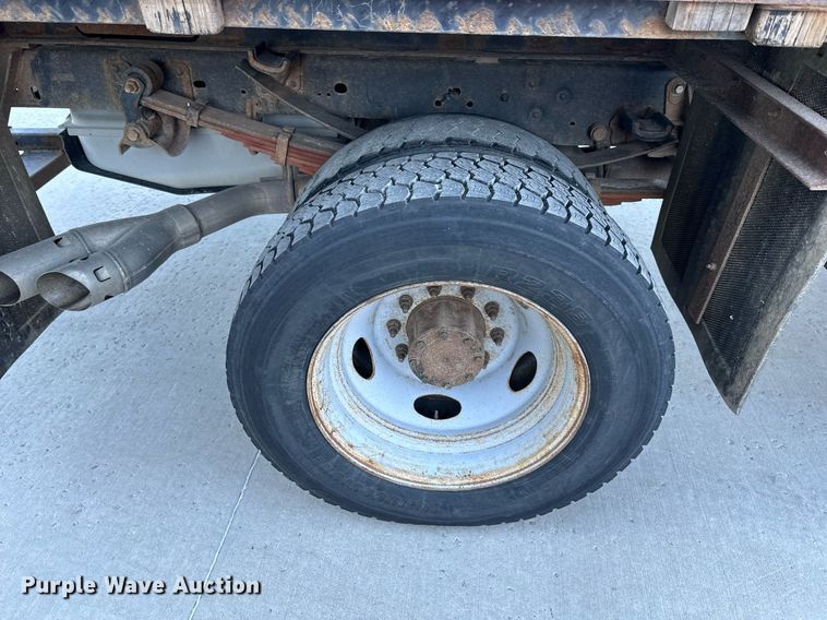 image for item NL9177 2012 Ford F450 Super Duty  dump flatbed truck