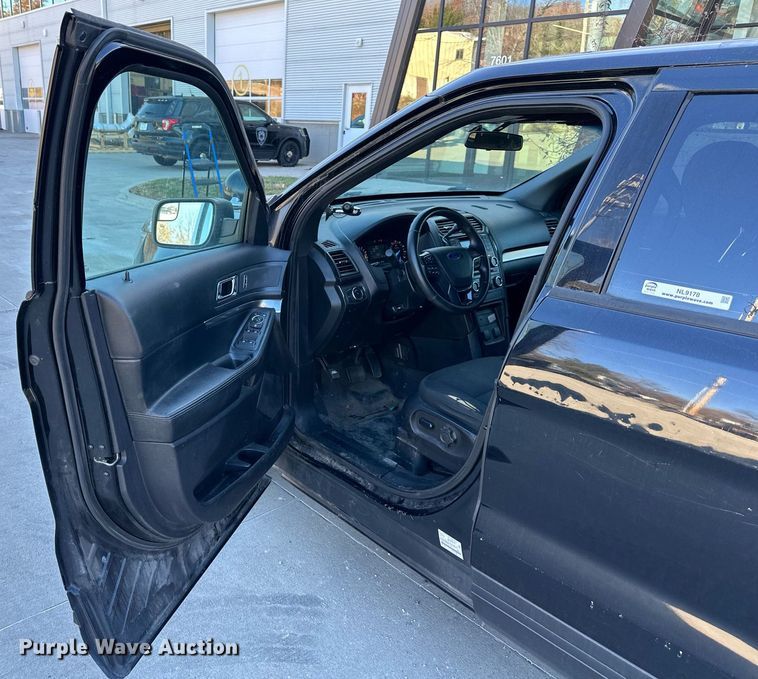 image for item NL9178 2016 Ford Explorer Police Interceptor  SUV