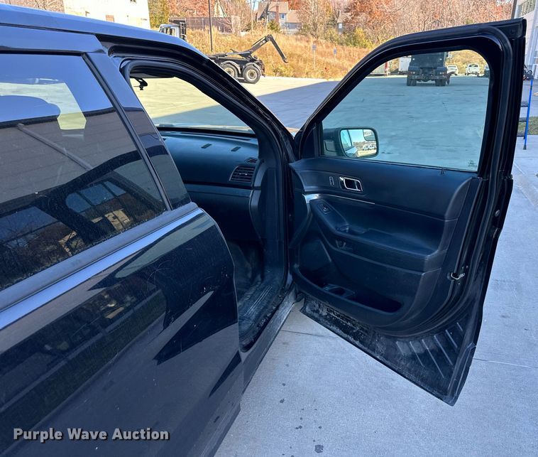 image for item NL9178 2016 Ford Explorer Police Interceptor  SUV