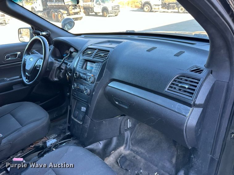 image for item NL9178 2016 Ford Explorer Police Interceptor  SUV