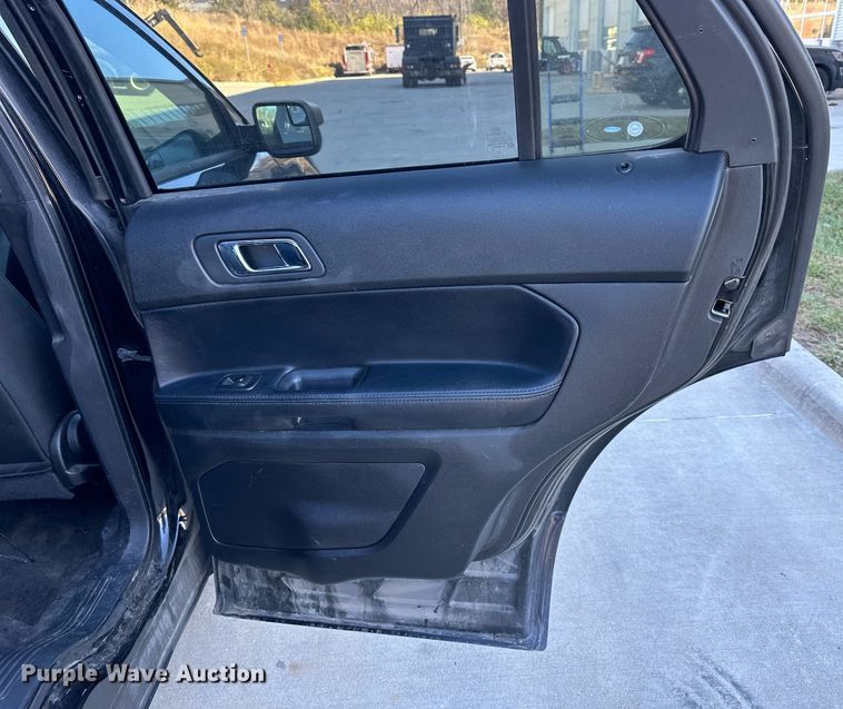 image for item NL9178 2016 Ford Explorer Police Interceptor  SUV