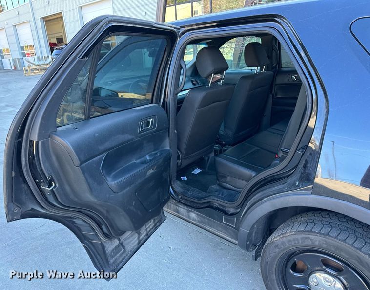 image for item NL9178 2016 Ford Explorer Police Interceptor  SUV