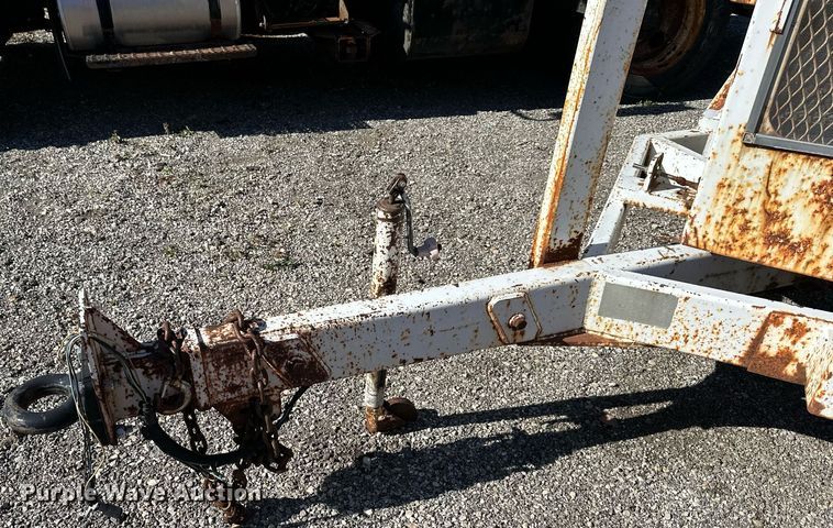 image for item NL9180 1993 Brush Bandit 250  wood chipper