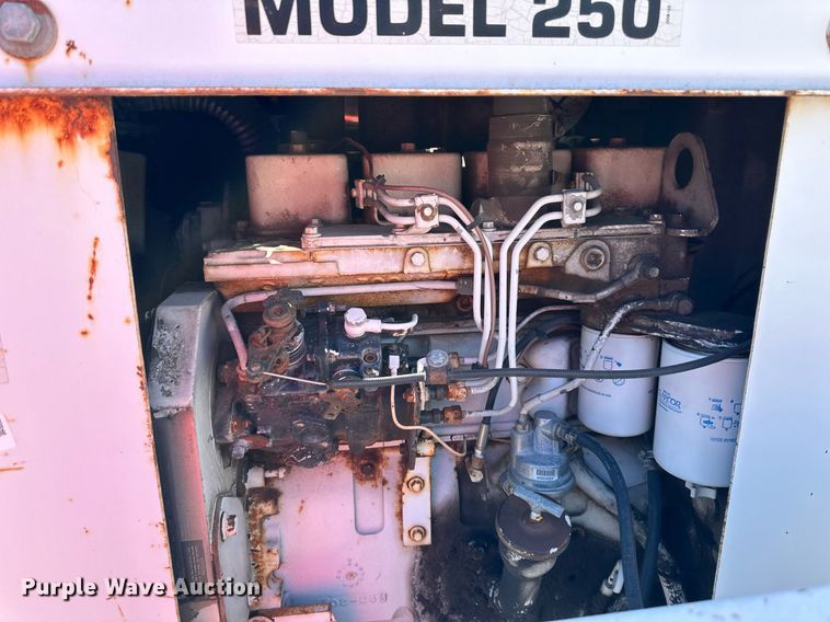 image for item NL9180 1993 Brush Bandit 250  wood chipper