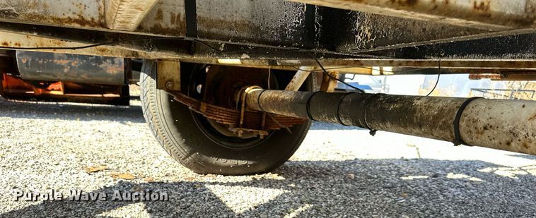 image for item NL9180 1993 Brush Bandit 250  wood chipper