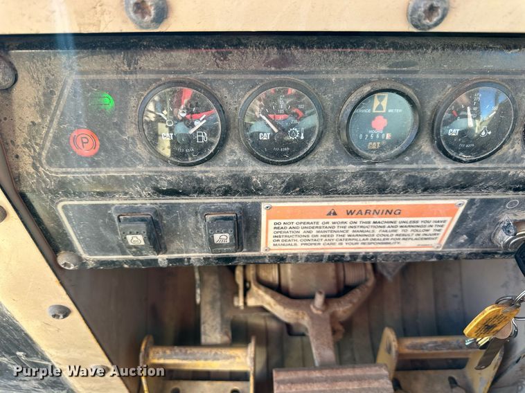 image for item NL9181 2005 Caterpillar 939C  track loader