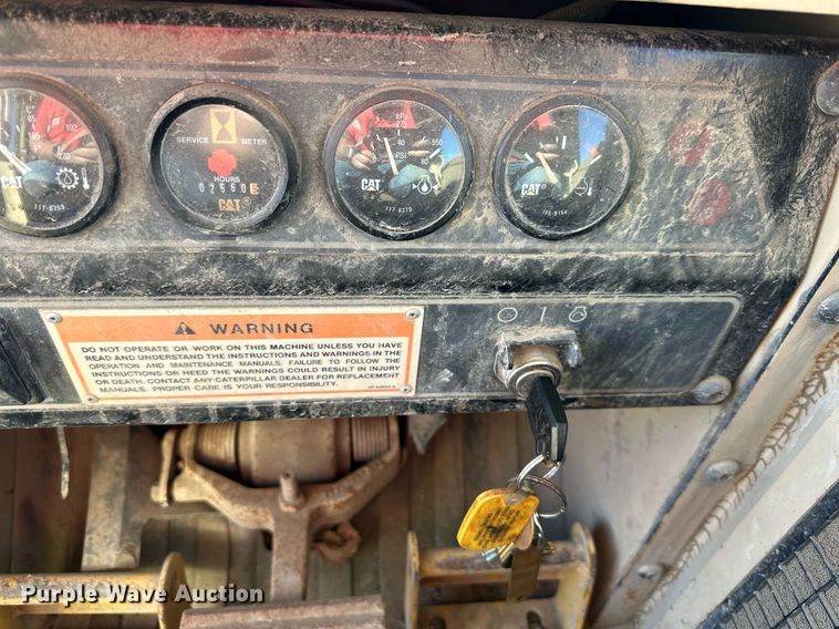 image for item NL9181 2005 Caterpillar 939C  track loader