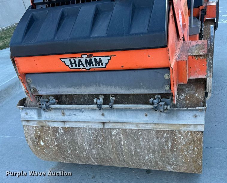 image for item NL9184 Hamm HD12  double drum roller
