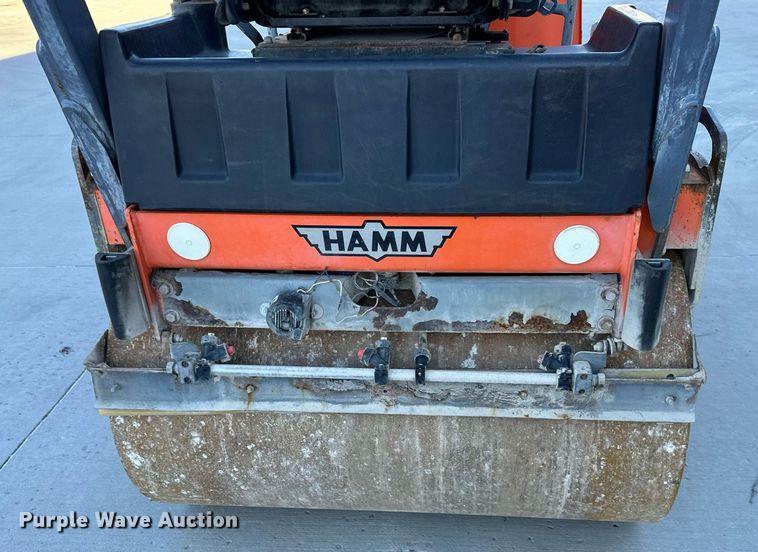 image for item NL9184 Hamm HD12  double drum roller