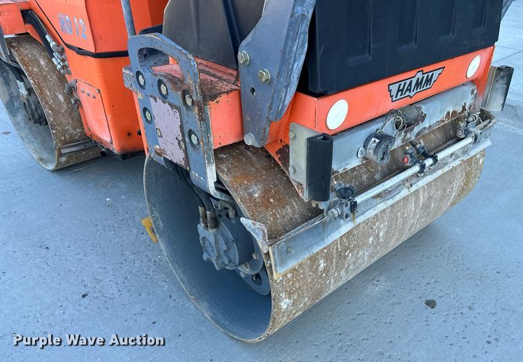 image for item NL9184 Hamm HD12  double drum roller