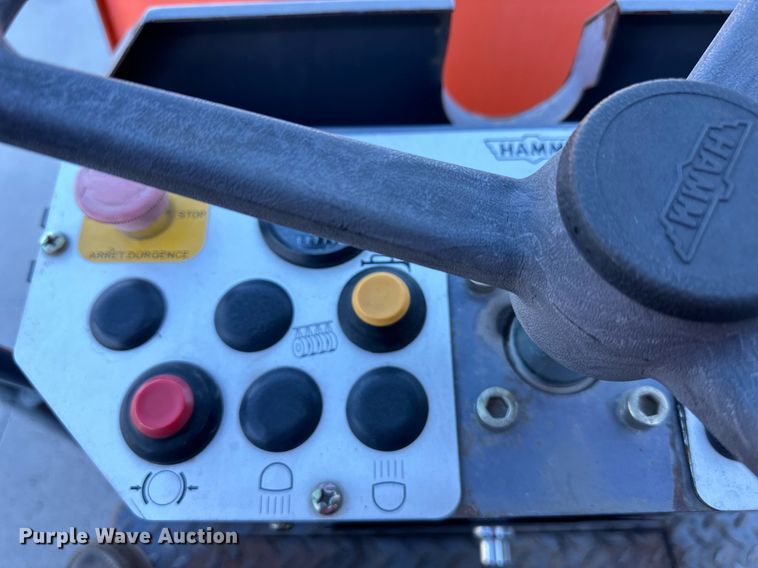 image for item NL9184 Hamm HD12  double drum roller